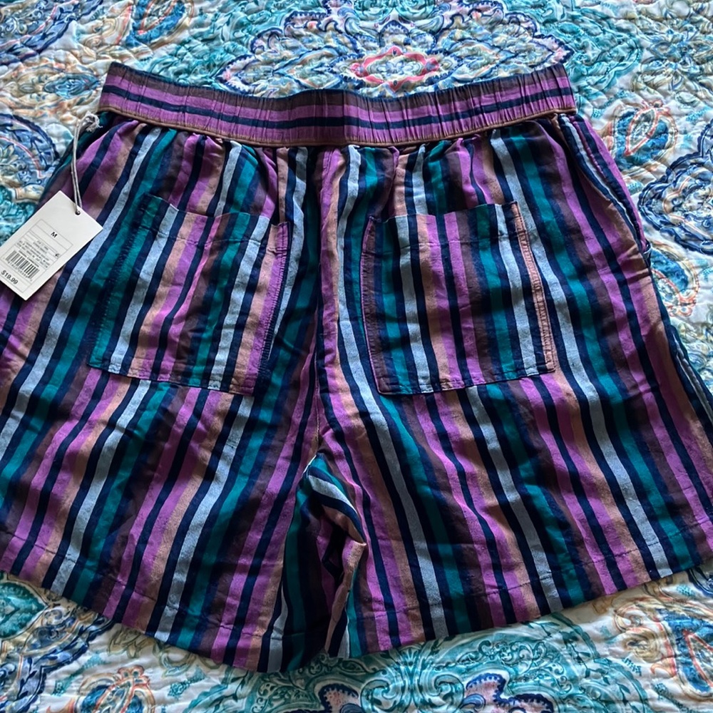 Colorful Striped Shorts - Picture 4 of 9
